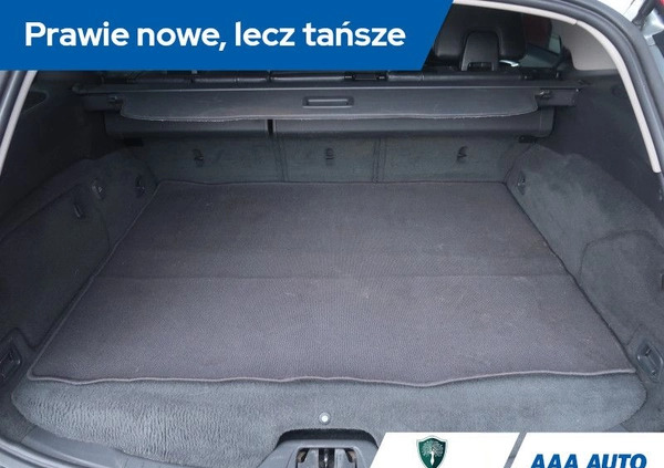 Volvo V60 cena 50000 przebieg: 216904, rok produkcji 2013 z Oświęcim małe 106